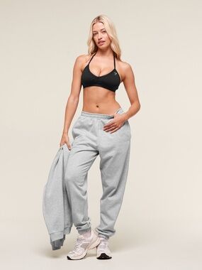 Gymshark Training Fleece Joggers Gray Sweatpants Athletic Loungewear Sporty L